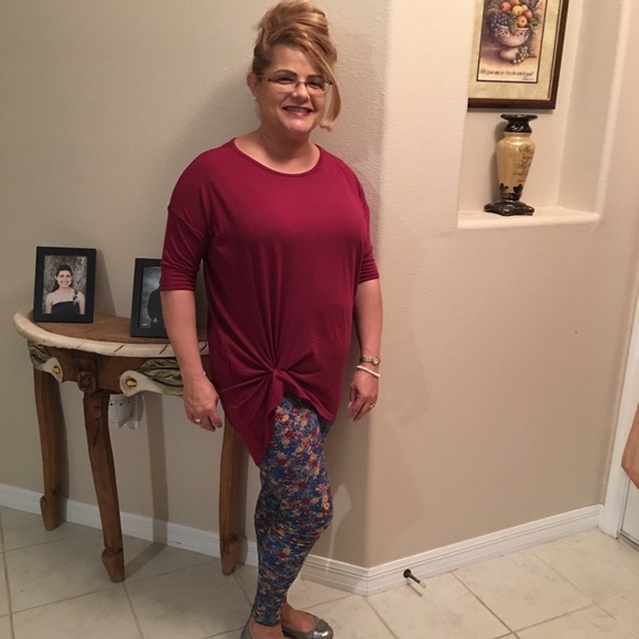 NWT LuLaRoe Minnie Mouse Irma Tunic Top - Picture 9 of 10